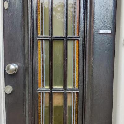 Deurpanelen gerestaureerd